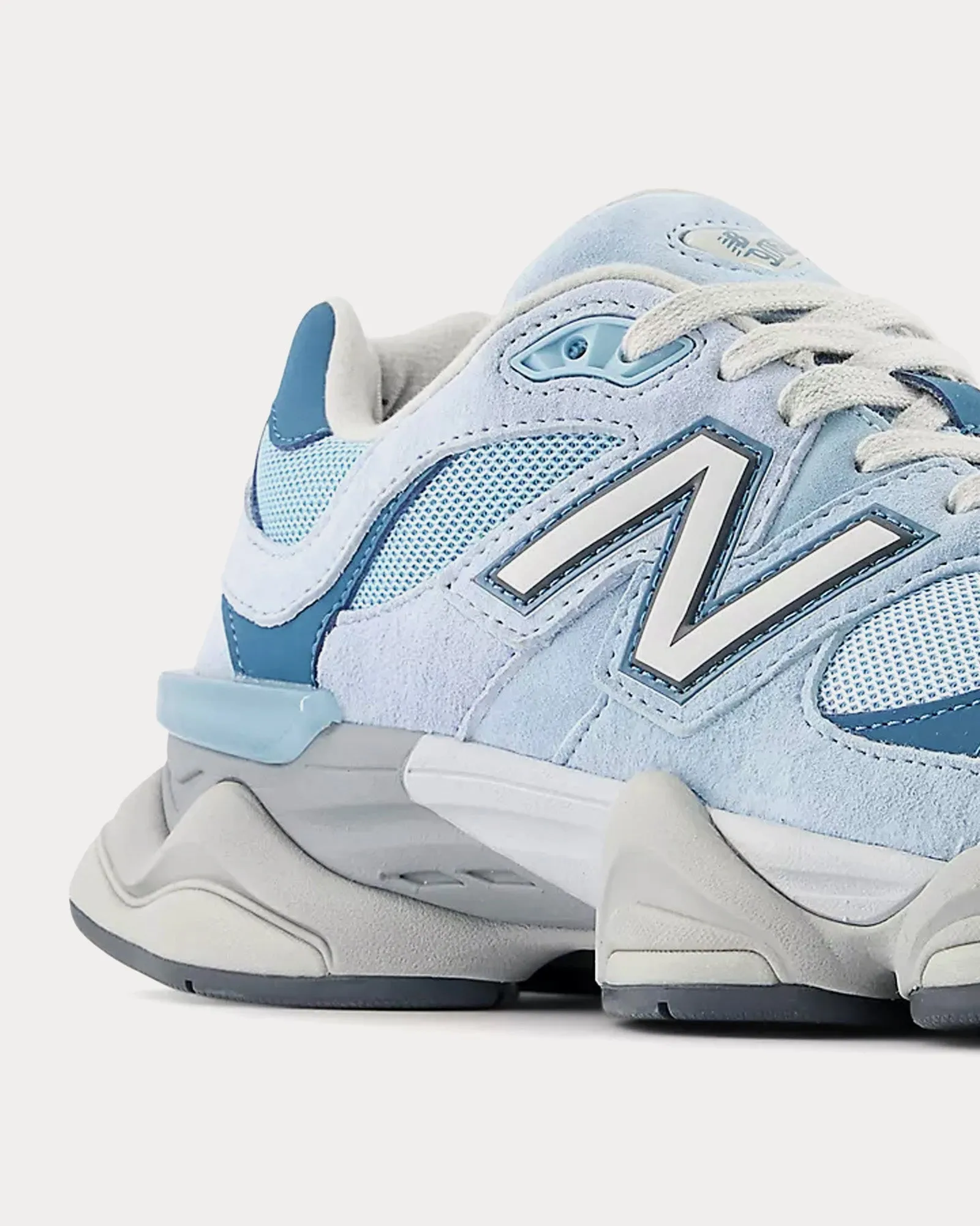 9060 Chrome Blue / Light Chrome Blue / Elemental Blue Low Top Sneakers