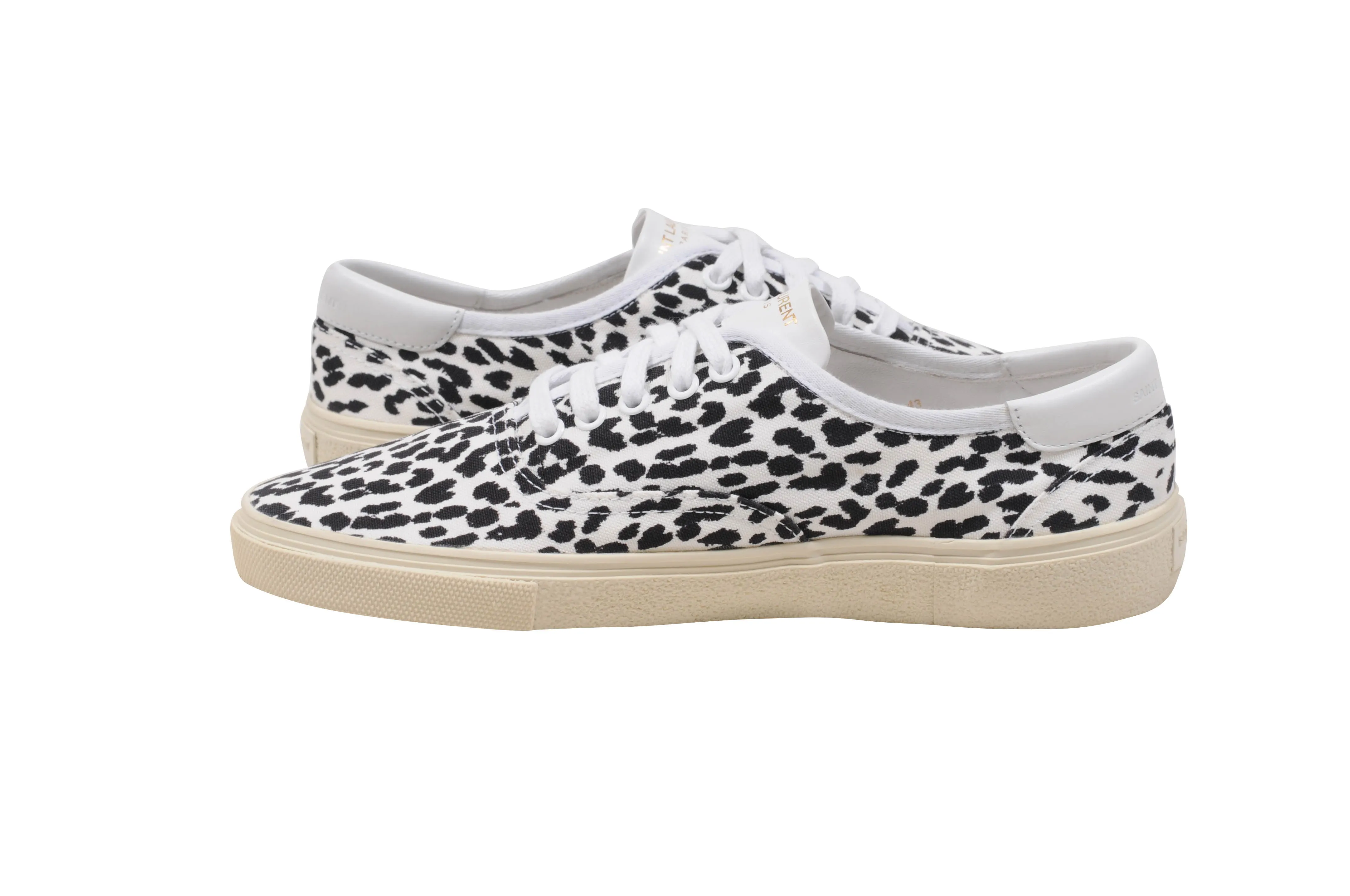 Black White Baby Cat Low Top Skate Sneakers