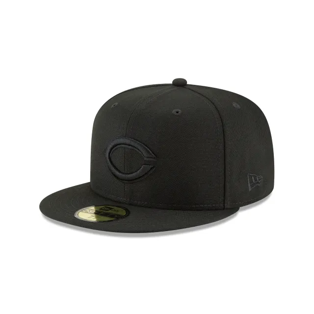 Cincinnati Reds - 59Fifty Basic Black on Black Hat, New Era by Southern Sportz Store