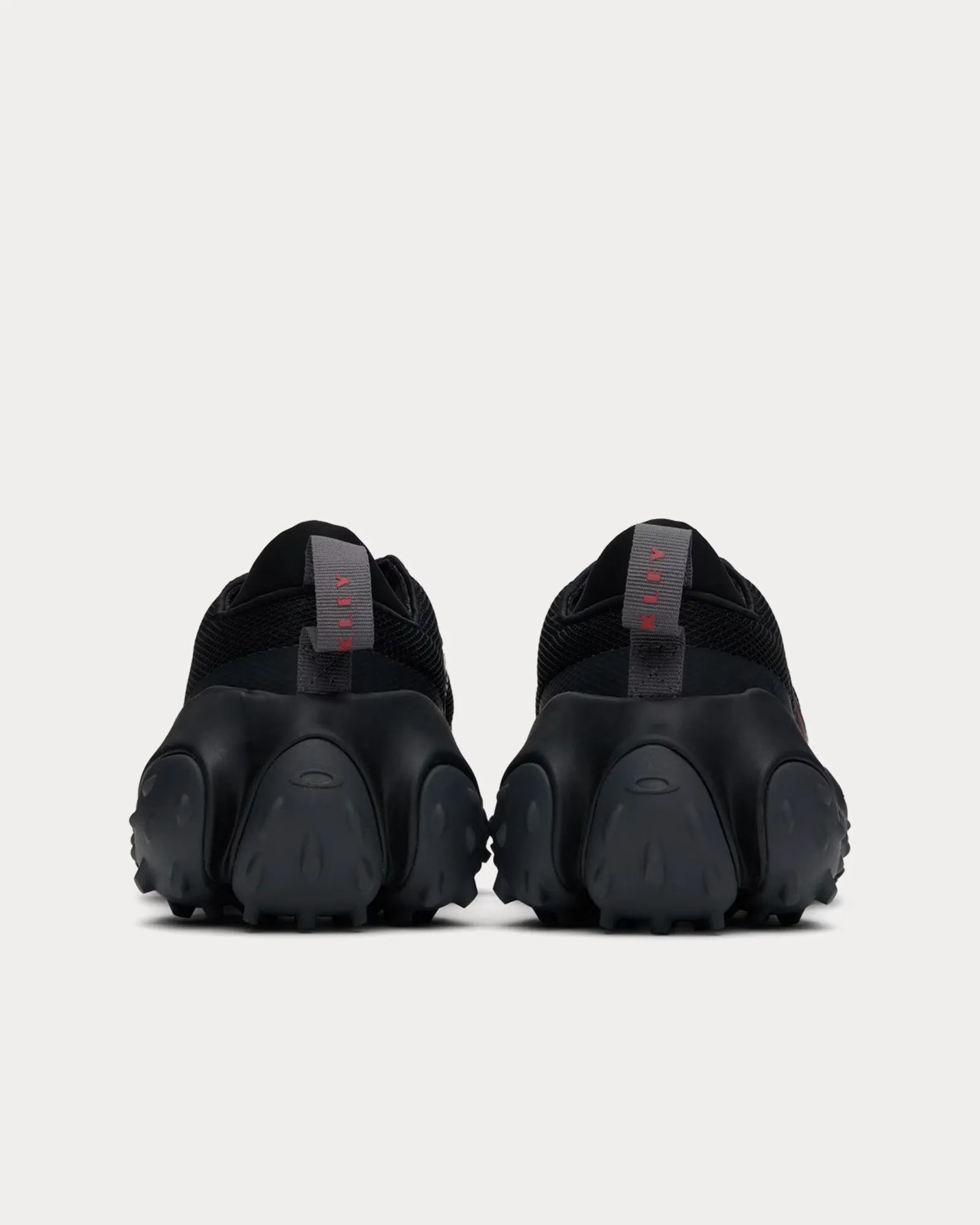Edge Flex Black Low Top Sneakers
