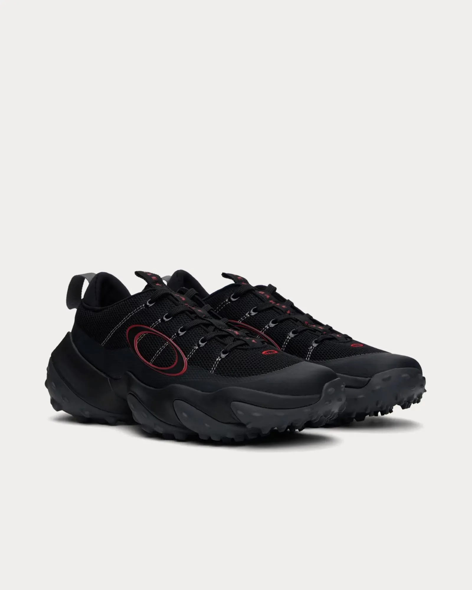 Edge Flex Black Low Top Sneakers