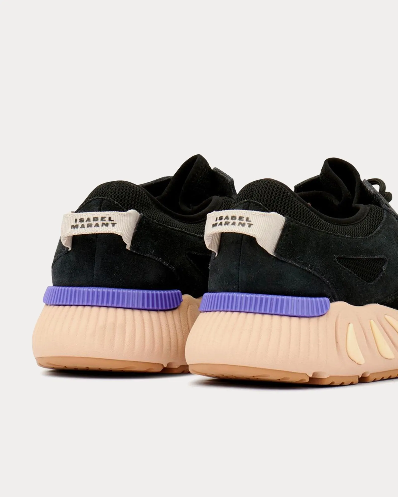 Ewie Black Low Top Sneakers