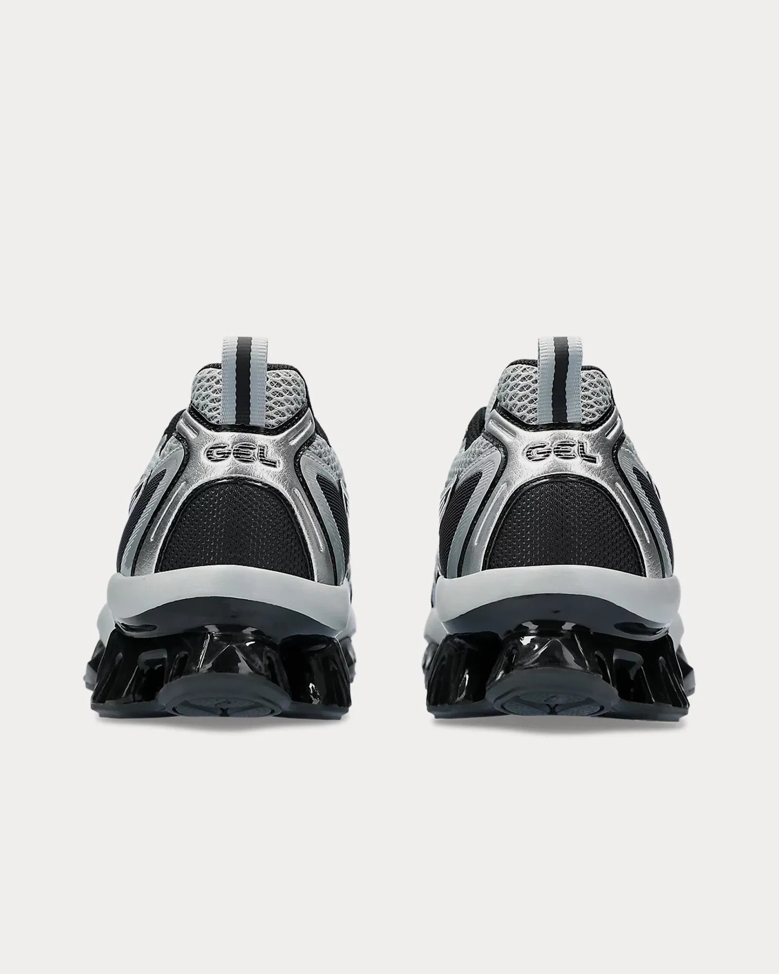 Gel-Quantum Kinetic Mid Grey / Pure Silver Low Top Sneakers