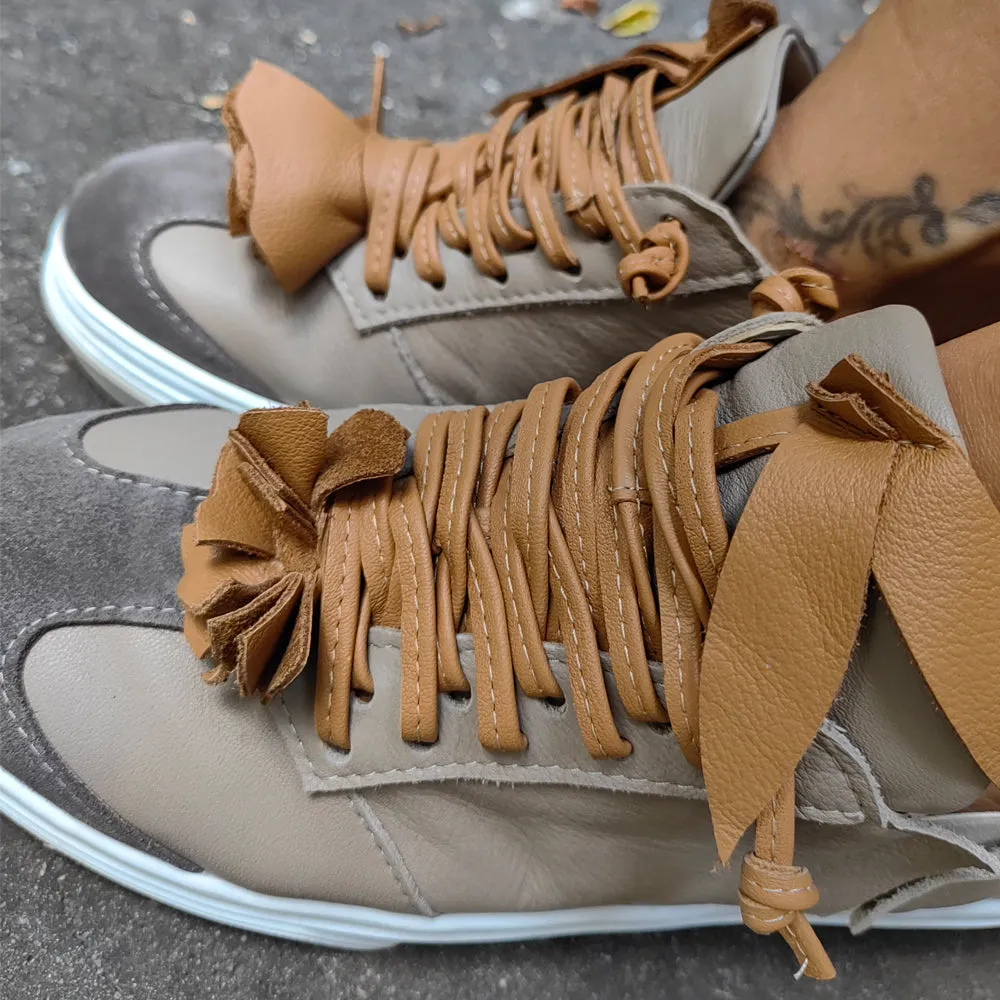 Make This Flower Great Again beige leather sneakers