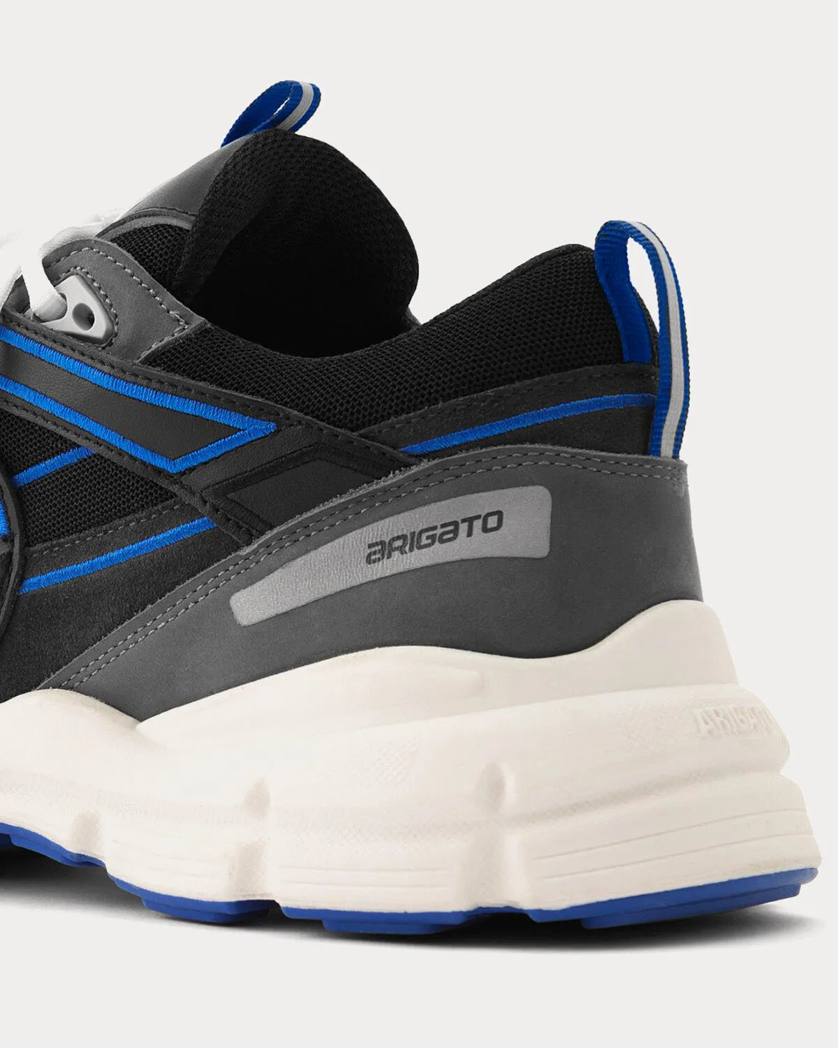 Marathon R-Trail Black / Blue Low Top Sneakers