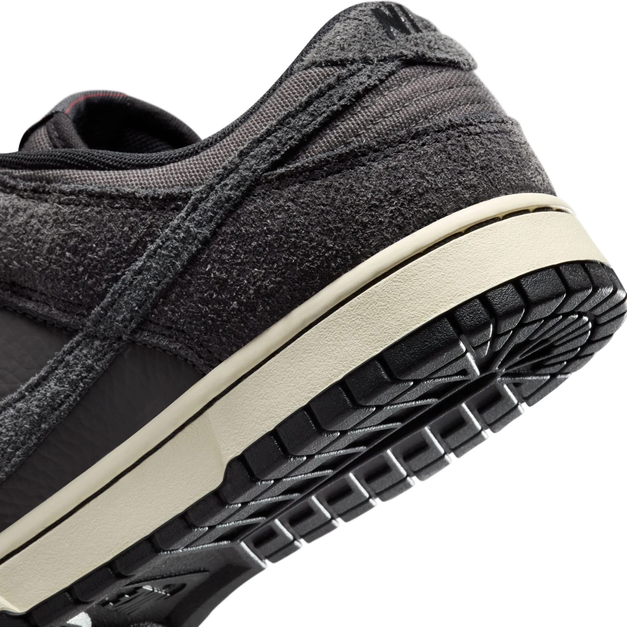 Nike Dunk Low Retro Premium