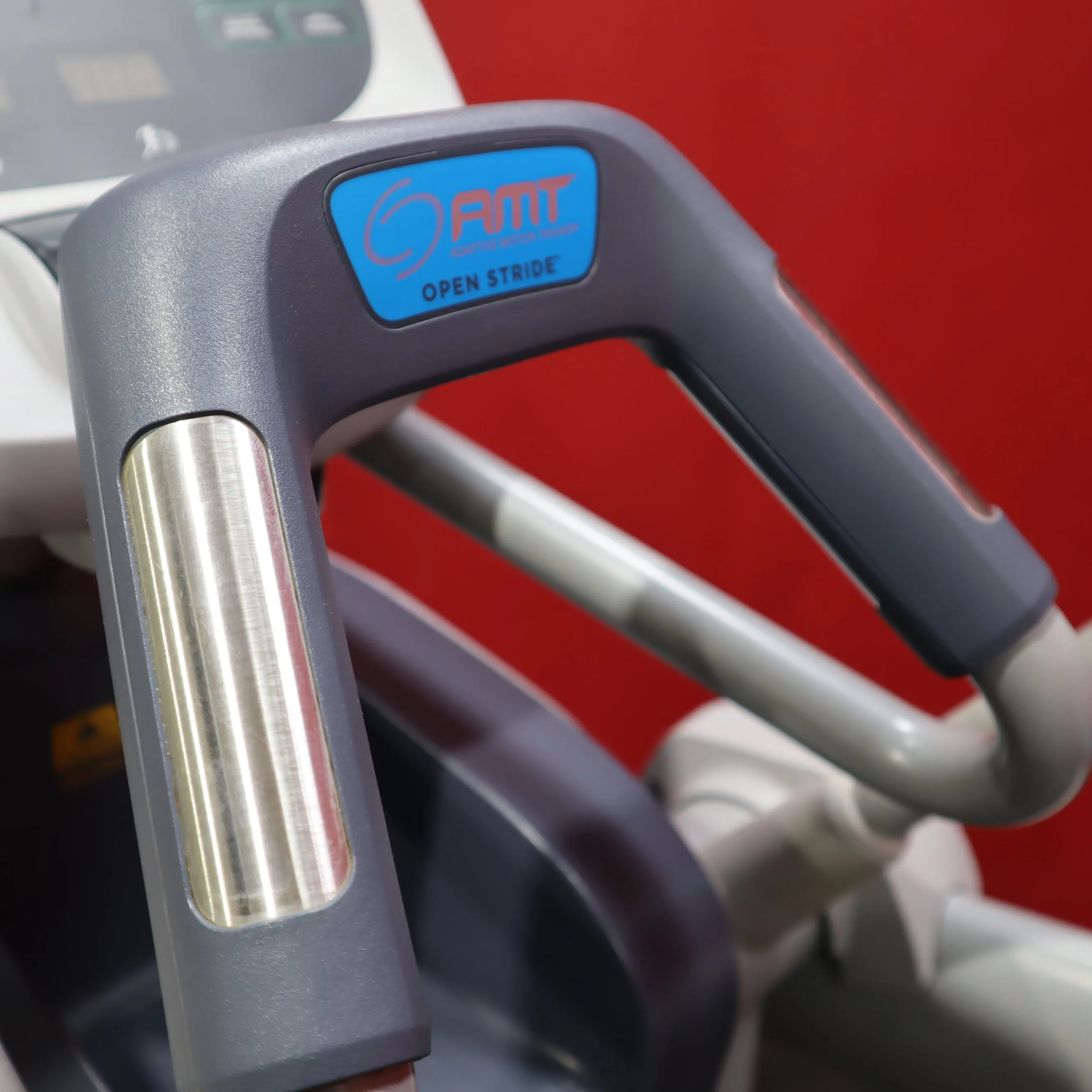 Precor AMT-12 835 Adaptive Motion Trainer (Open Stride) w/P30 Console (Refurbished) *FREE SHIPPING*
