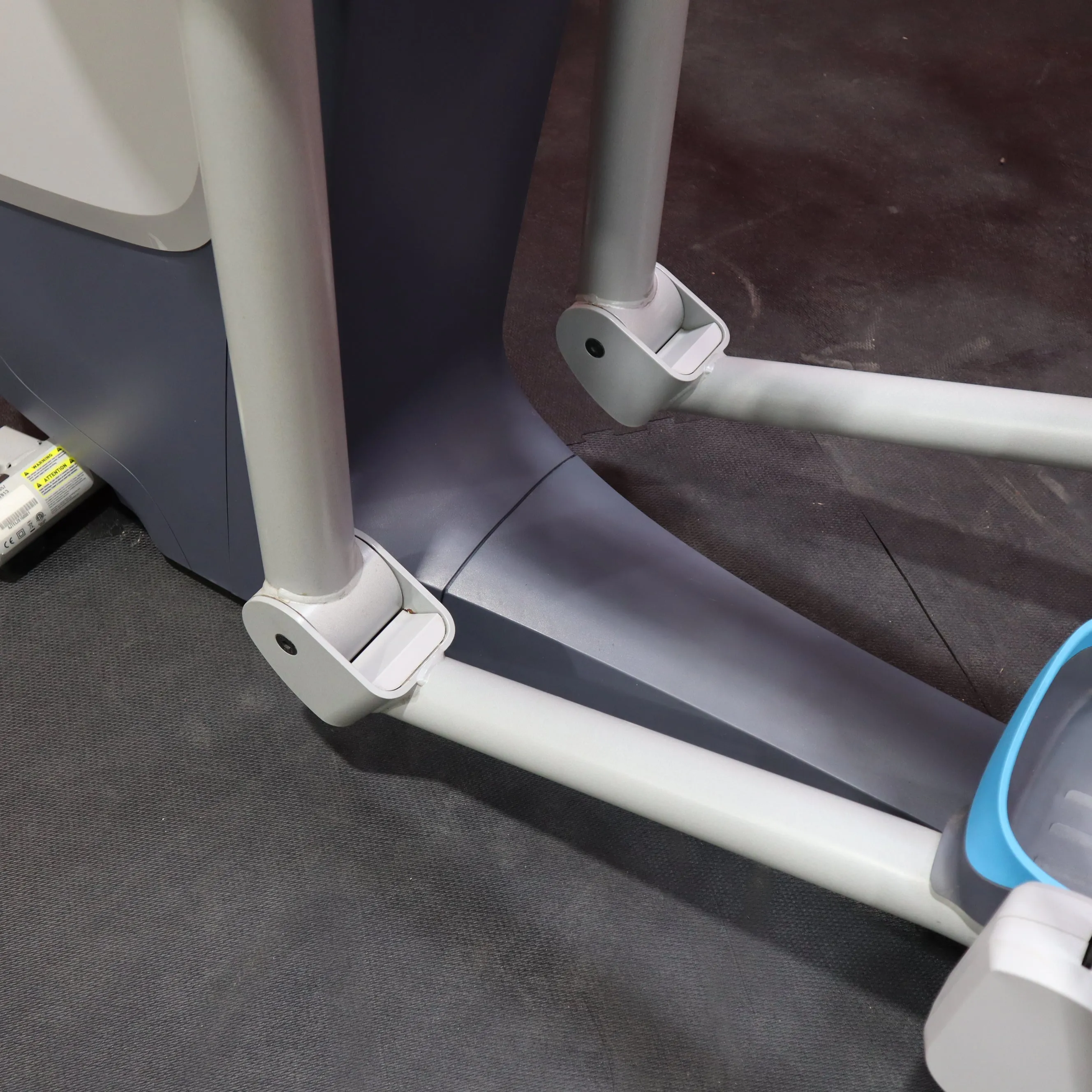 Precor AMT-12 835 Adaptive Motion Trainer (Open Stride) w/P30 Console (Refurbished) *FREE SHIPPING*