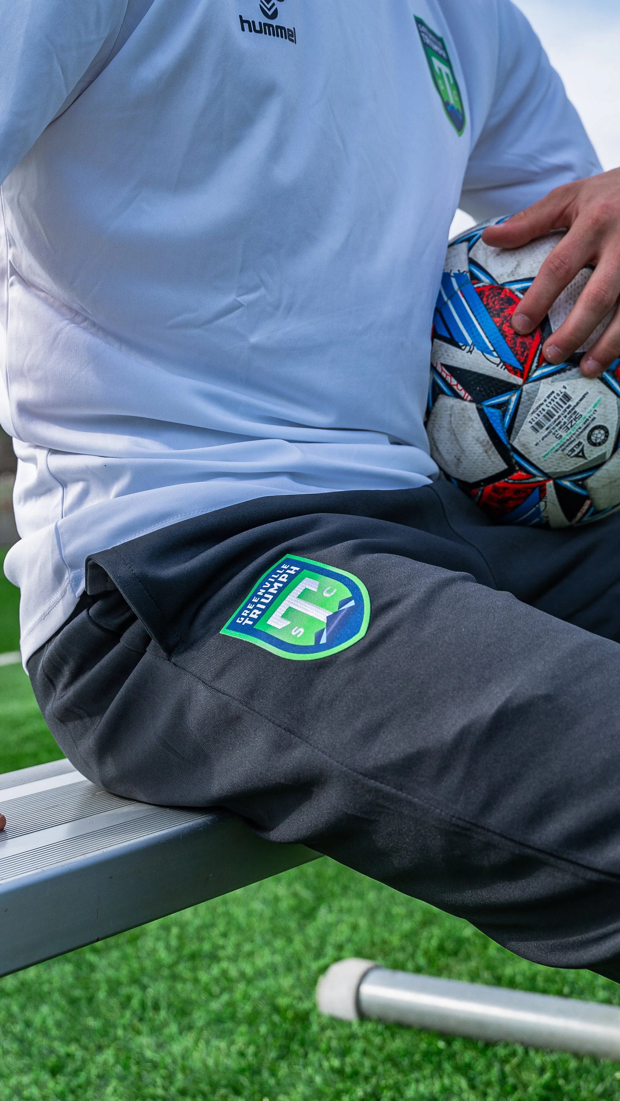 Triumph Essential Training Pant